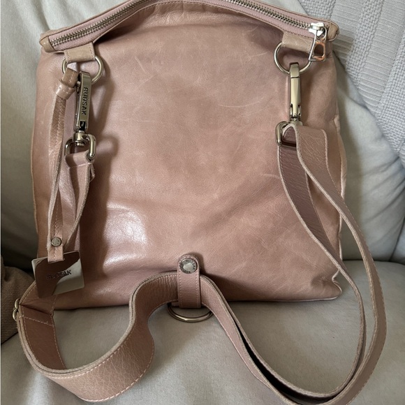 Rudsak Bordeaux Leather Sully Crossbody 12”x13” amazing condition - earthy pink - Picture 4 of 7